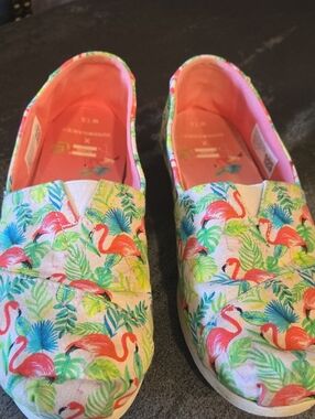 ' Flamingo Print Slip-On Shoes - Pink/Green
